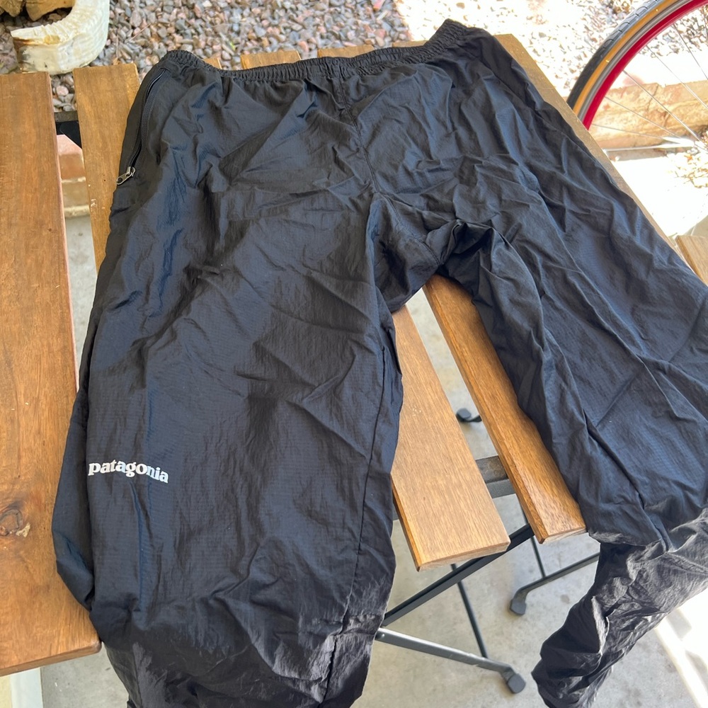 Patagonia women’s Houdini wind pants